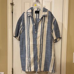 Pacsun Kylo Stripe light blue and white Camp Shirt M